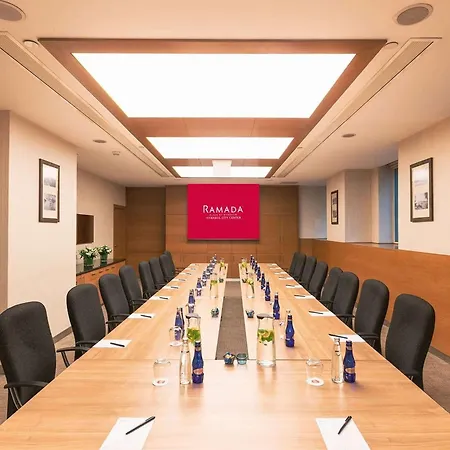 Szálloda Ramada Plaza By Wyndham Center (adults Only) Isztambul