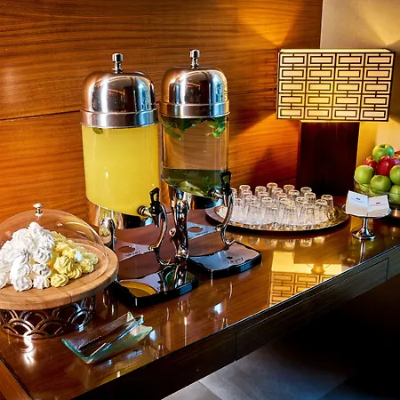 Hotel Ramada Plaza By Wyndham Center (adults Only) 5*