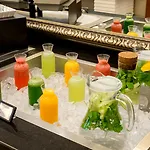Ramada Plaza By Wyndham Center (adults Only) Hotell 5*