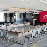 Ramada Plaza By Wyndham Center (adults Only) Hotell