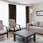 Ramada Plaza By Wyndham Center (adults Only)