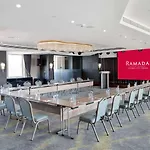 Ramada Plaza By Wyndham Center (adults Only) Hotell Istanbul
