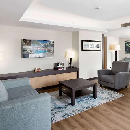 Hotel Ramada Plaza By Wyndham Center (adults Only) Istanbulská provincie