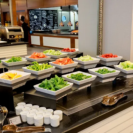 Ramada Plaza By Wyndham Center (adults Only) Szálloda Isztambul